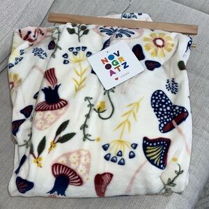 Fall Mushrooms Floral Oversized Plush Throw Blanket 60 x 70